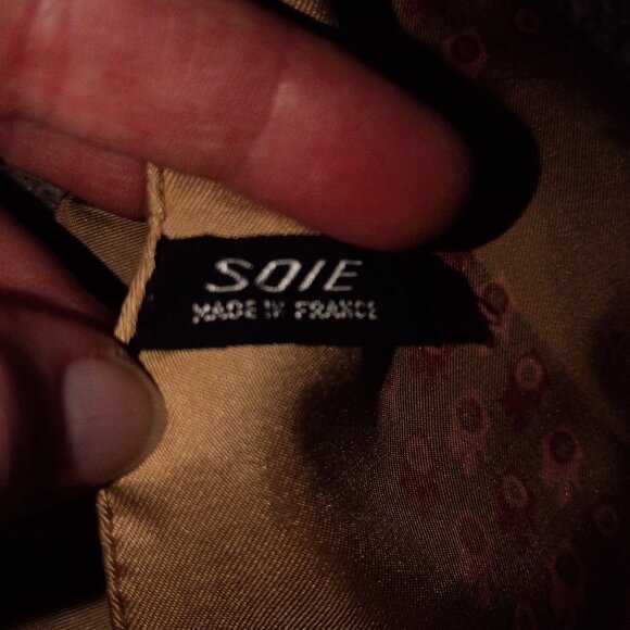 Vintage Christian Dior silk square, 12x12 - Picture 3 of 3